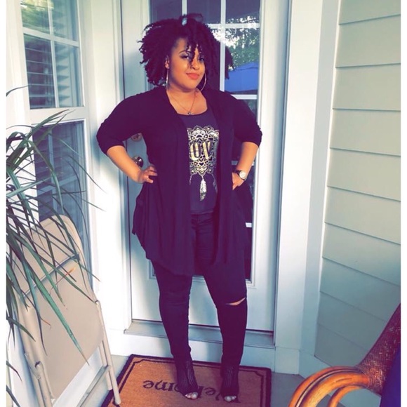 Welcome to My Closet! - Picture 4 of 6